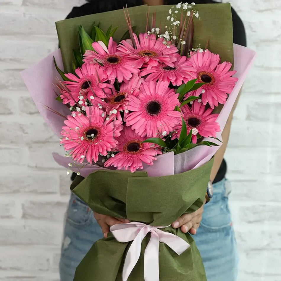 Lady Luck Gerbera Bouquet
