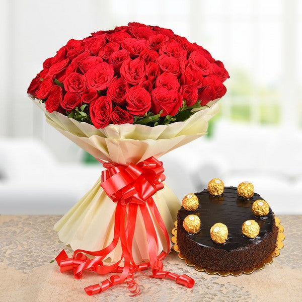 Heartfelt Rose Bouquet With Heart-Shaped Cake