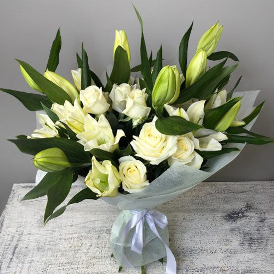 Enchanting Roses n Lilies