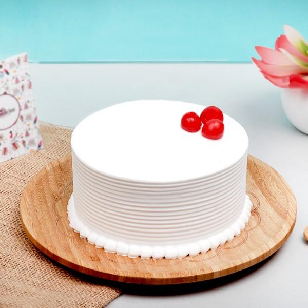 Royal Vanilla Cake